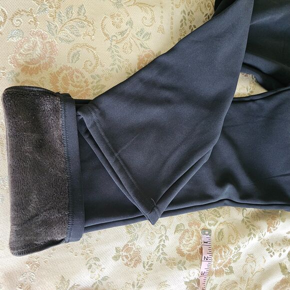 Women's trousers On Chio black, size M. Straight trousers with a gold buckle - Picture 8 of 9